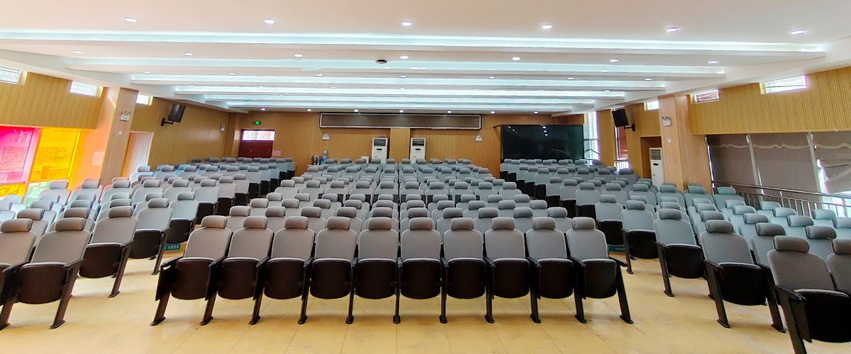 溫州市龍灣外國語(yǔ)小學(xué)